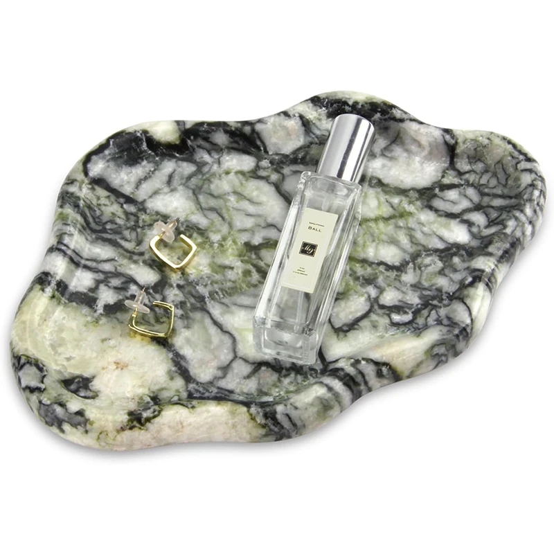 Plateau &agrave; bijoux en marbre nuage d'&eacute;meraude vert